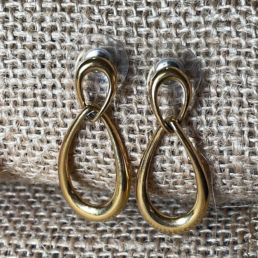 Vintage Monet earring